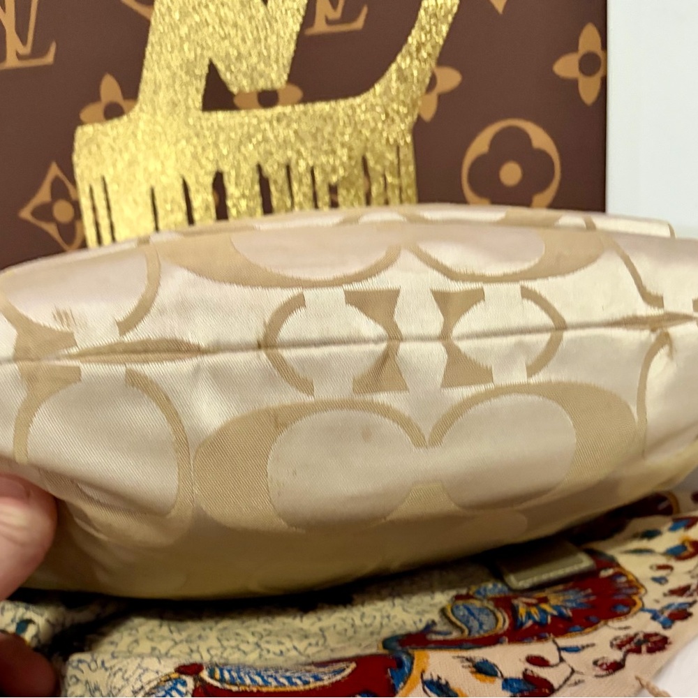 Coach Bundle - Picture 11 of 16